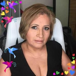 Meet your Posher, Gloria